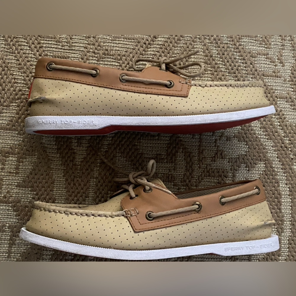 SPERRY Top Sider two tone perforated Men’s Mocassin Shoe Size 10